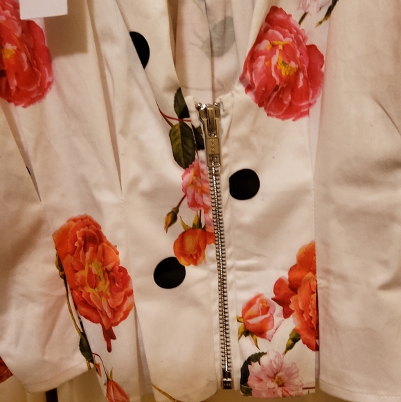 🍋For Love and Lemons Floral Top - Picture 9 of 16